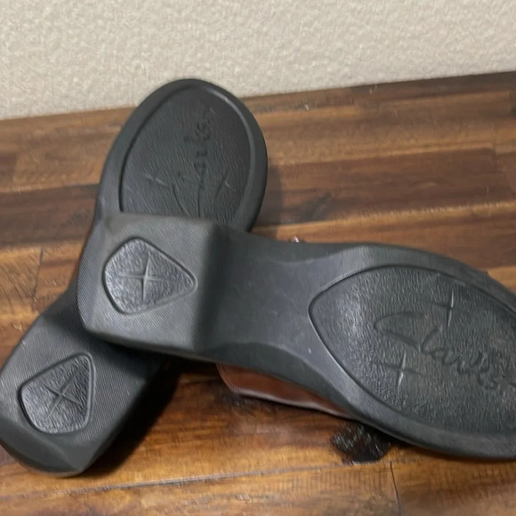 Clarks Studded Heeled Clogs Mule Shoes Brown leather size 8.5 - Picture 10 of 13